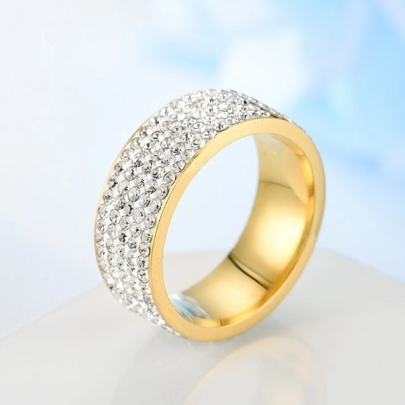 Women / Men Gold Wedding Band - Picture 7 of 15